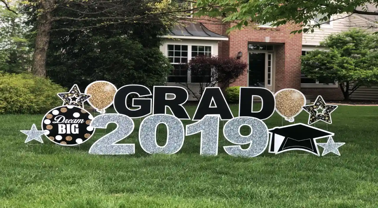 Custom Graduation Yard Signs 33